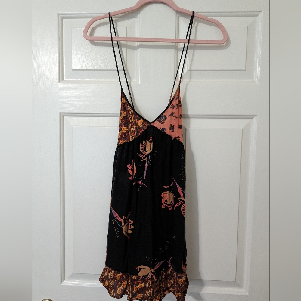 Intimately Free People. Size S.